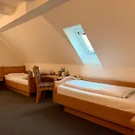 Braeustuebl Und Haus Boutique