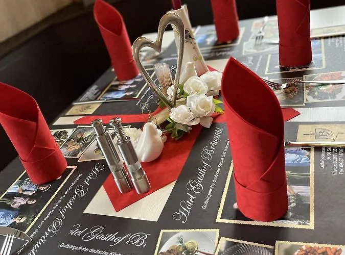 Braeustuebl Und Haus Boutique * Selb