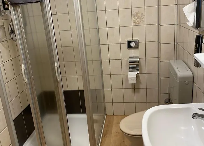 Braeustuebl Und Haus Boutique Otel Selb