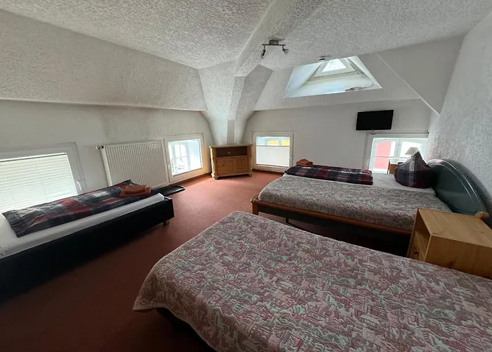 Braeustuebl Und Haus Boutique Otel *