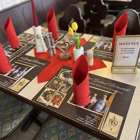 Braeustuebl Hotel *