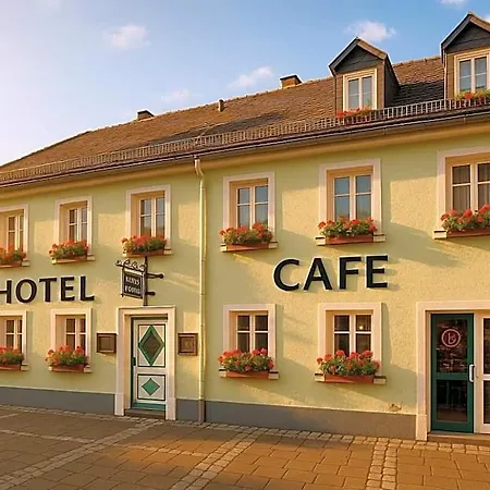Braeustuebl Und Haus Boutique